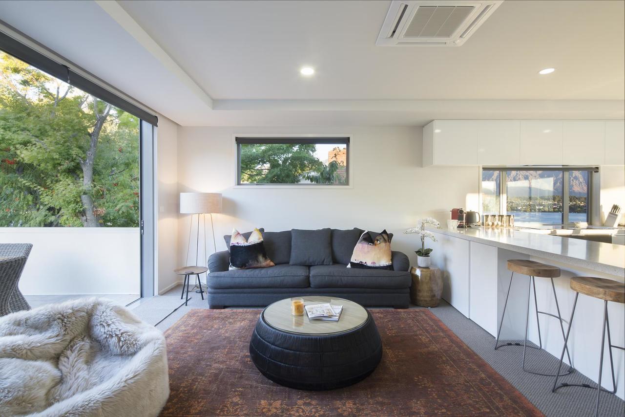 Lakefront Luxury By Amazing Accom Queenstown Exterior foto